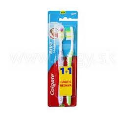 Colgate zubná kefka Extra Clean 1+1ks